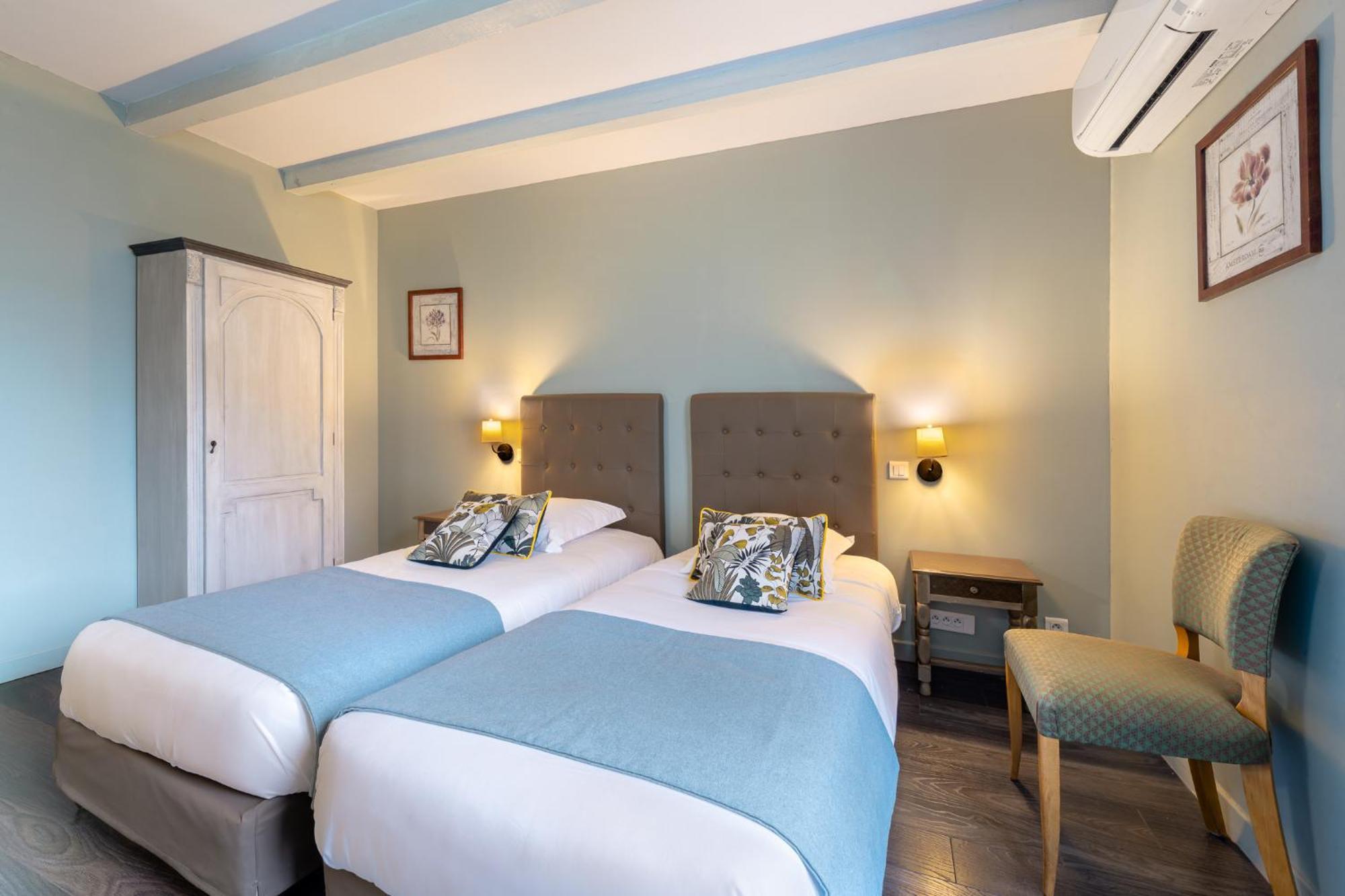 Hotel Ermitage Les Angles  Esterno foto